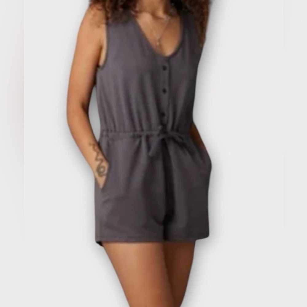 Known Supply NWT Gray Sleeveless Button-Up Romper Sz L 100% Organic Cotton